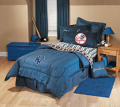 Queen Size Bedspreads on New York Yankees Team Denim Queen Size Comforter   Sheet Set