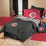 Cincinnati Reds Team Denim Queen Comforter / Sheet Set