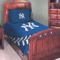 New York Yankees Twin / Full Comforter and Two Shams