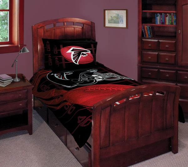 Simple Atlanta Falcons Bedroom Ideas for Large Space