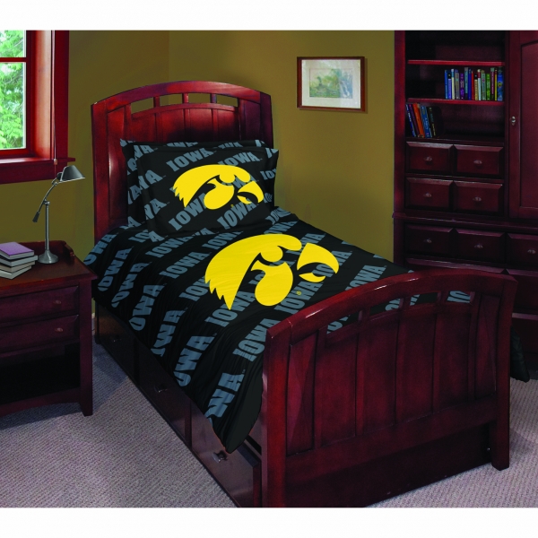 Iowa Hawkeyes NCAA College Twin Comforter Set 63&quot; x 86&quot;