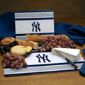 New York Yankees MLB Glass Cutting Board Set